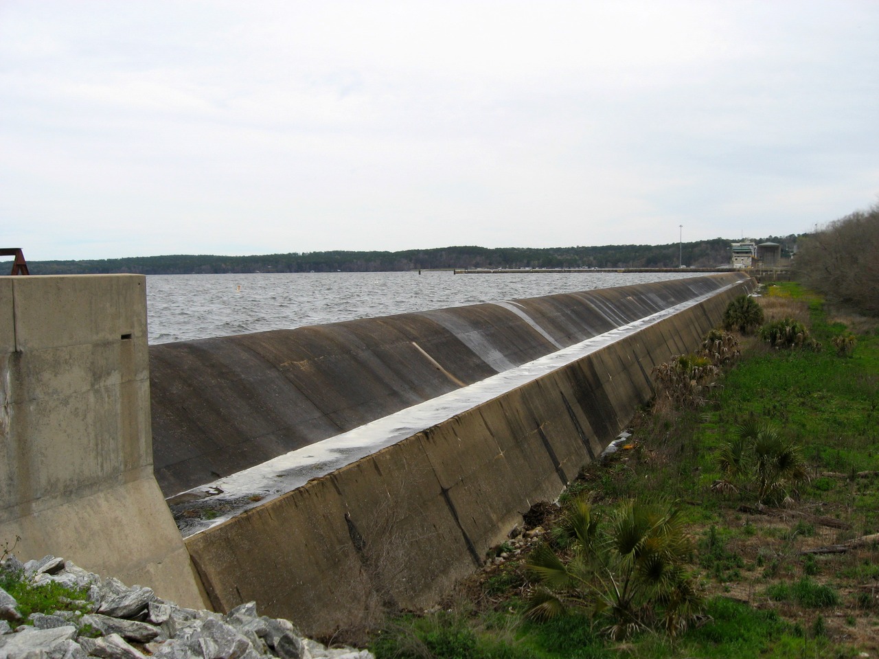 Southwestern perimeter of Jim Woodruff Dam (1957) and man-made Lake Seminole where the Apalachicola, Chattahoochee and Flint Rivers meet.
