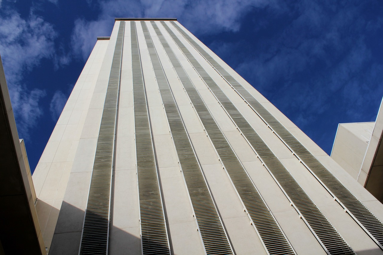 Looking up the northern face of the Florida Capitol (1977) building.