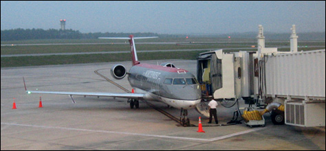 Photo Credit: David July — Pinnacle Airways/NWA Airlink Bombardier CRJ-200 Flight NW5923 at Tallahassee Regional Airport Gate A5 before take-off, Tallahassee, Florida, 22 July 2008