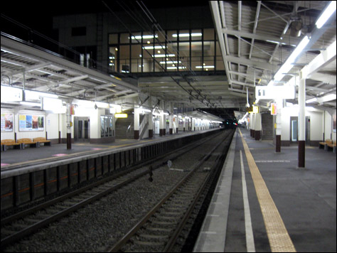 Photo Credit: David July — The deserted Odakyu-Sagamihara Station at 0434 JST, Sagamihara, Japan, 18 March 2008
