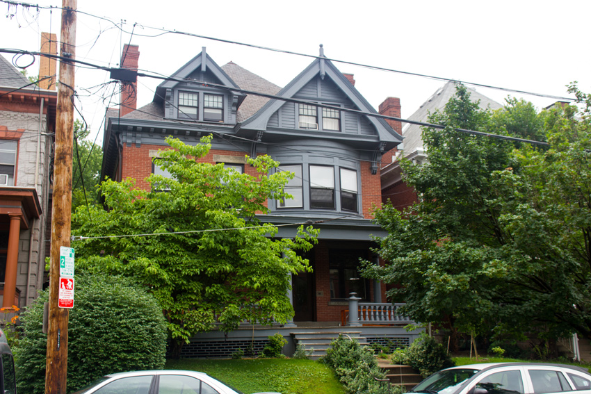 The old style single family home at 359 South Atlantic Avenue (1913) in the Friendship neighborhood of Pittsburgh, Pennsylvania